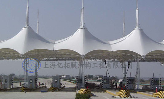 帳篷酒店/移動(dòng)倉(cāng)儲(chǔ),湖南億拓膜建筑工程有限公司,湖南廣藝鋼膜結(jié)構(gòu)工程有限公司,湖南膜結(jié)構(gòu),湖南張拉膜,長(zhǎng)沙膜結(jié)構(gòu),湖南鋼膜結(jié)構(gòu),湖南景觀空間膜,長(zhǎng)沙膜結(jié)構(gòu)車(chē)棚,長(zhǎng)沙張拉膜安裝,長(zhǎng)沙膜結(jié)構(gòu)施工